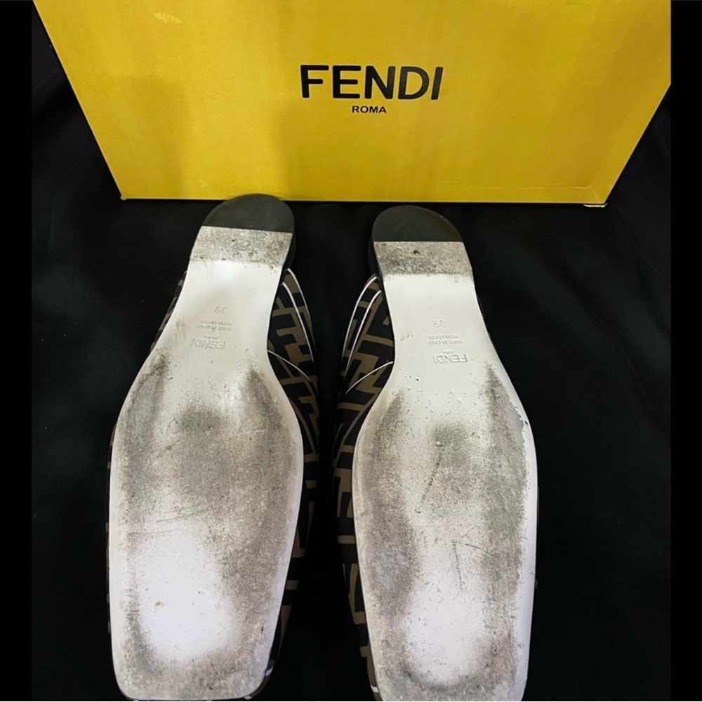 Authentic Fendi mules - Picture 3 of 3